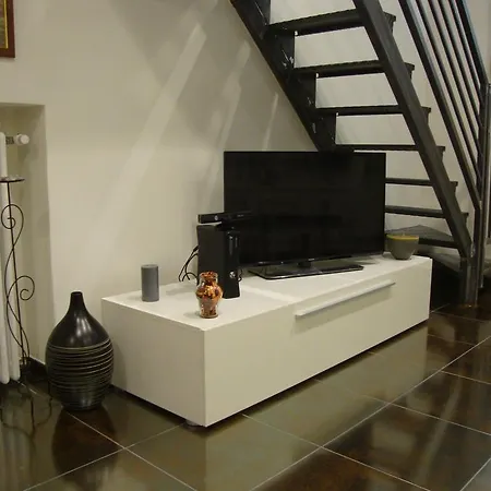 Parlapa Apartment