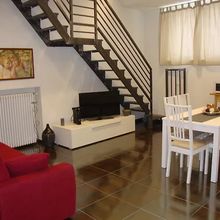 Parlapa Apartment